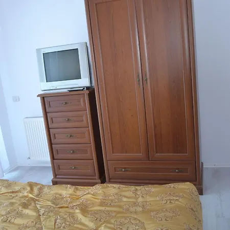 Park Apartment